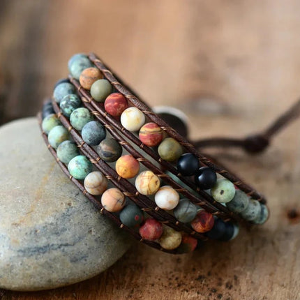Bracelet en cuir orné de pierres semi-précieuses naturelles LOVE