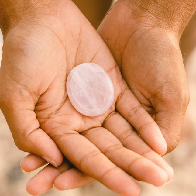 Pierre-pouce ou Galet anti-stress Quartz rose